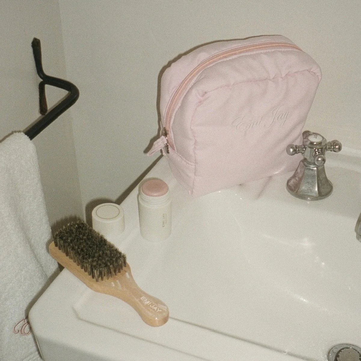 Angel Pouch in Rose Milk - Image 3